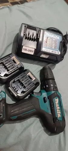 Parafusadeira/Furadeira Makita