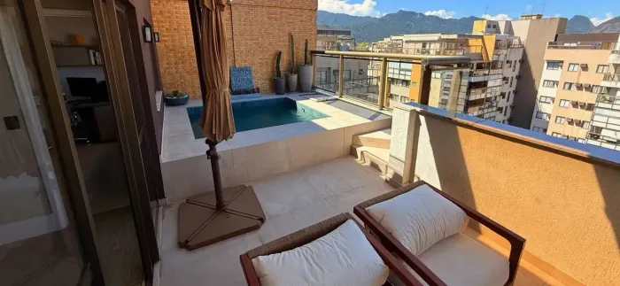 Cobertura Duplex de porteira fechada Recreio