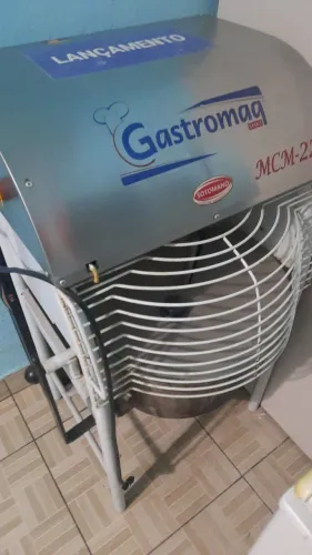 Amassadeira Espiral Gastromaq MCM-22
