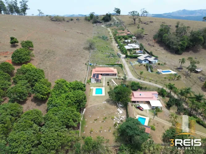 CHÁCARA EM CONDOMÍNIO COM PAISAGEM INCRÍVEL EM SOCORRO/SP