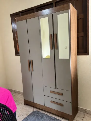 Guarda roupa