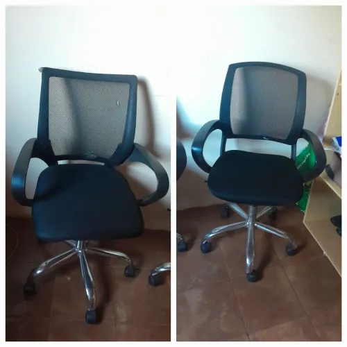 2 cadeiras de escritório, em boas condições de uso. As duas por 200,00 reais. 