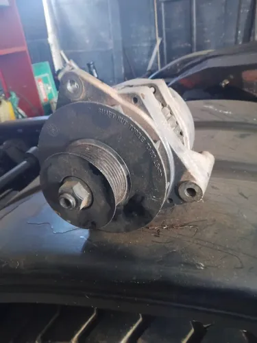 Alternador