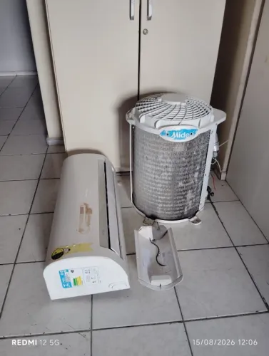 Ar-condicionado Midea 9000 BTUs - Gás Retido