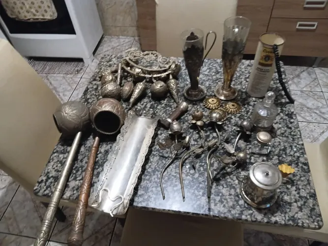 Vendo lote de peças atigas