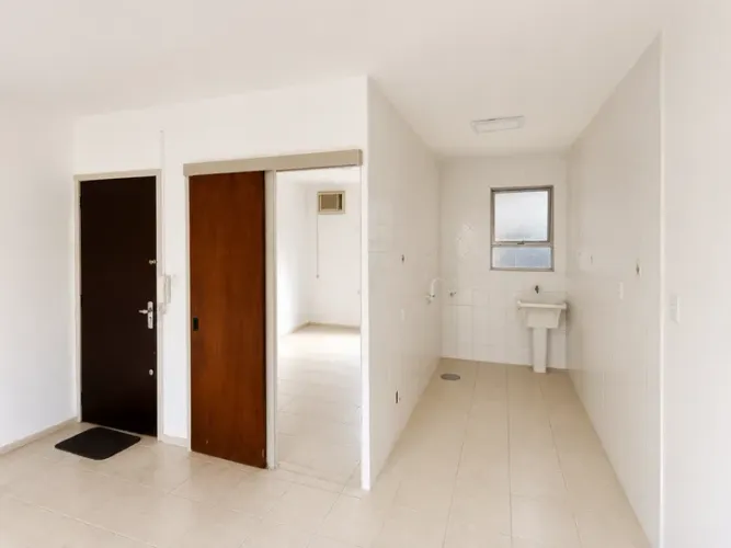 Kitnet/ Studio com 1 Quarto(s) e 1 banheiro(s) para Alugar, 30 m² por R$ 988 / Mês