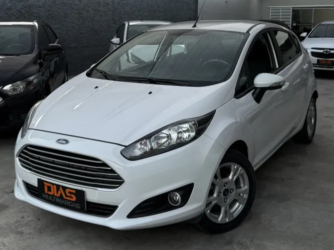 Ford Fiesta SEL Style 1.6 16V Flex Mec. 5P 2017