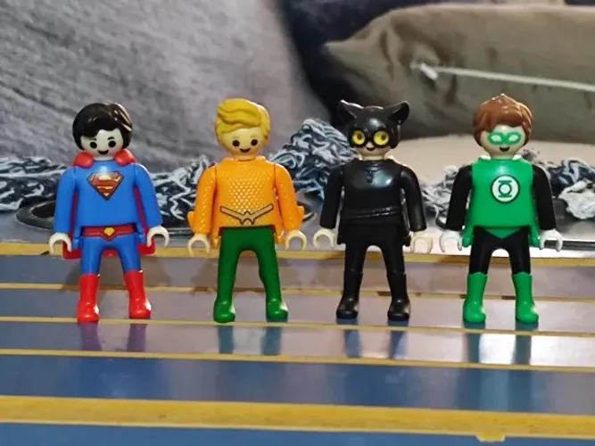 Bonecos DC Playmobil Kinder