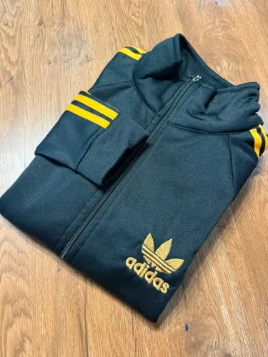 Casaco moletom adidas