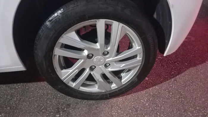 Rodas liga leve aro 16 Peugeot 