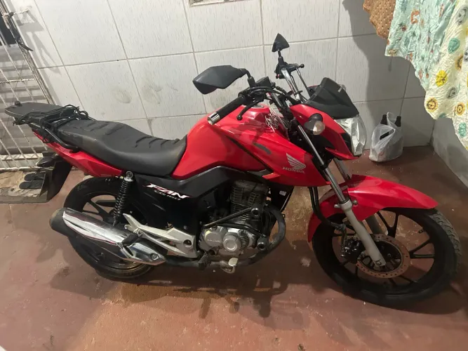 Fan 160 vermelha