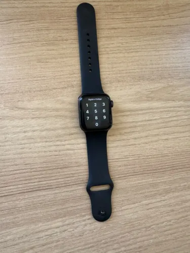 Apple Watch SE Preto