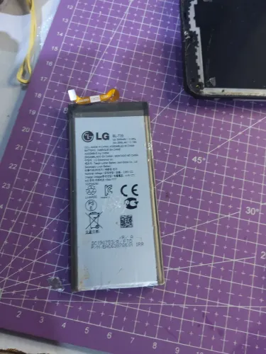 Bateria LG K12+ Plus<br>Peças checadas e revisadas.
