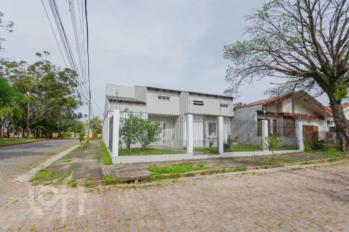 Casa com piscina Jardim Planalto