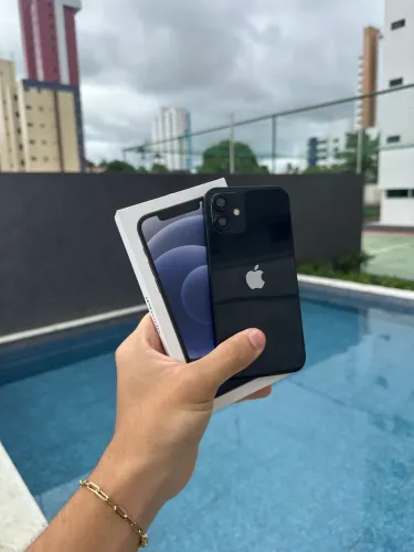 iPhone 12 64