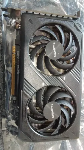 Placa de video rtx 5050 8gb nova na caixa