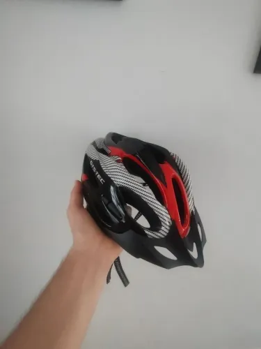 Capacete de Ciclismo G-STEEC