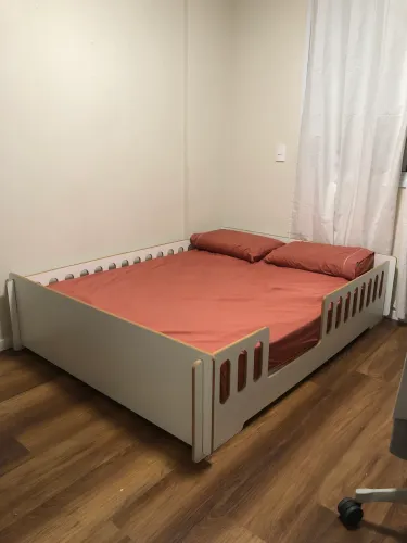 Cama montessoriana