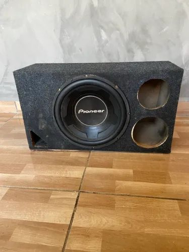 Caixa de som pionner 12 650 rms 