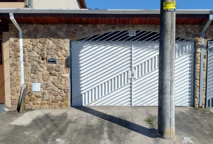 CASA (MOMBAÇA)