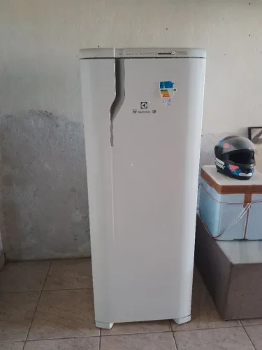 Geladeira Eletrolux