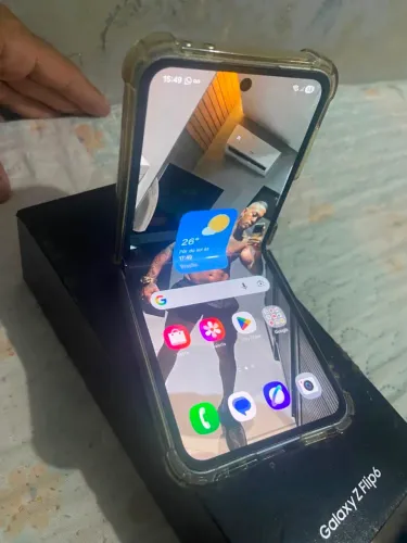 Samsung Z Flip 6 256GB