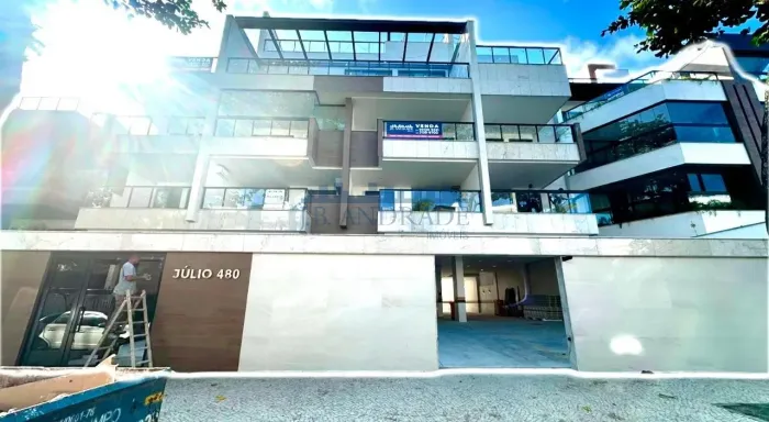 Jardim Oceânico | Apartamento 2 quartos, sendo 2 suites