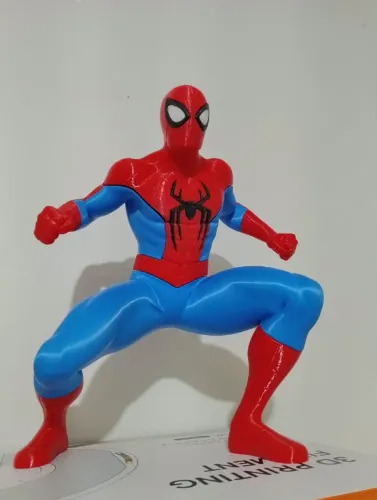 Homem-Aranha com 24cm - Impresso em 3D - Marvel Colecionável