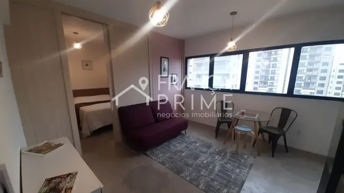 APARTAMENTO PARA LOCAÇÃO 1 DORMITÓRIO MOBILIADO COM VAGA, EDIFÍCIO REBOUÇAS 499