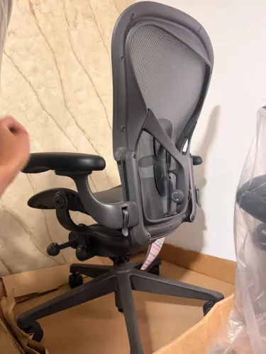 cadeira herman miller new aeron B
