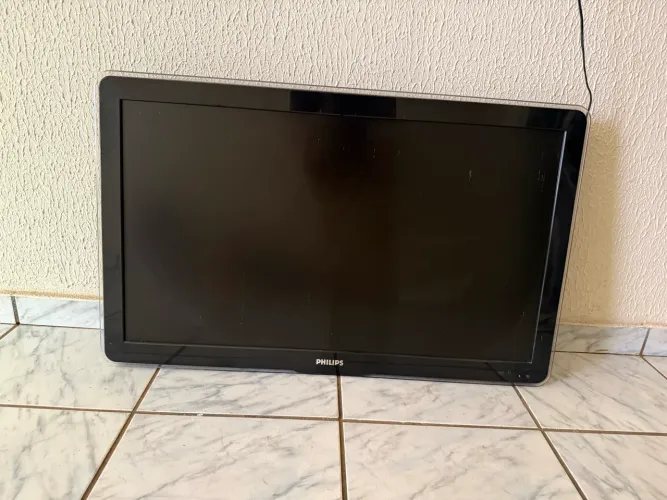 TV Philips 42 Pol NÃO É SMART