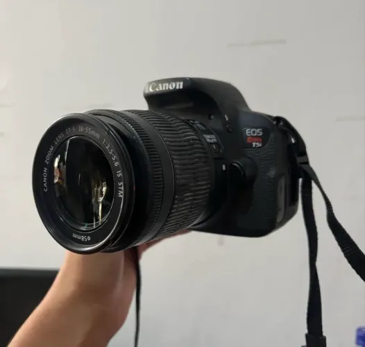 Câmera Cânon T5i