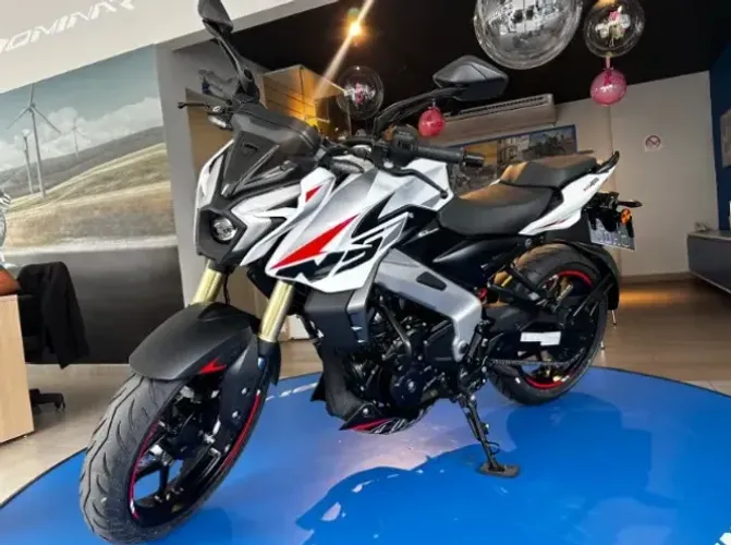 BAJAJ DOMINAR NS400Z 0KM + BÔNUS ESPECIAL