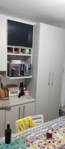 Estou vendendo um armário planejado pro tratamento do câncer do meu ? que com câncer mali