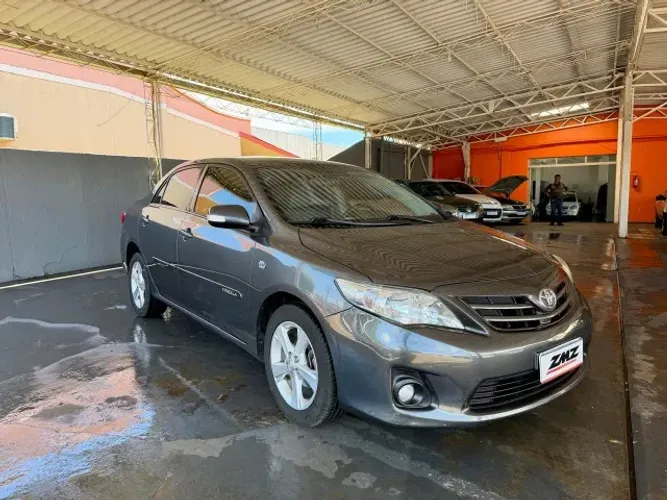 Toyota Corolla XEI 2.0 Flex 16V Aut. 2013