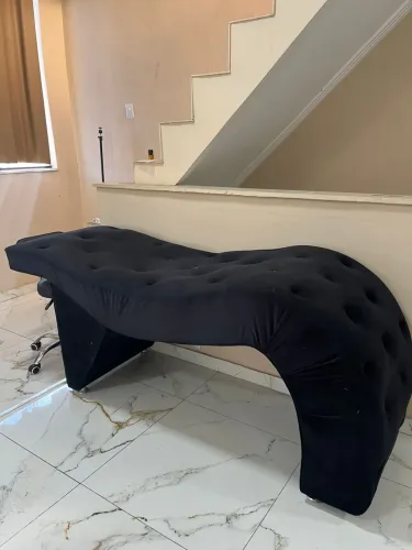 Maca estética estofada preta 
