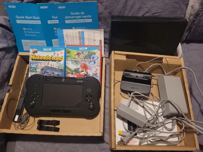 Nintendo WiiU Deluxe Set Bundle Mario Kart 8 + Nintendo Land Desbloqueado