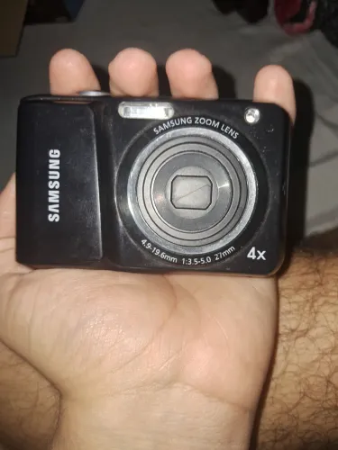 Camera Samsung es25 com tela quebrada 