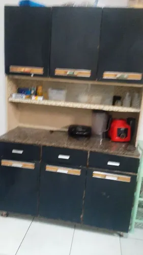 Armário para cozinha com bancada de granito