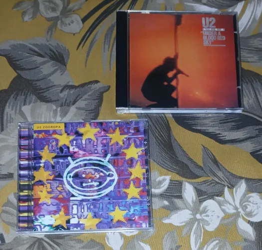 Cds U2 - " Under A Blood Red Sky" e "Zooropa" (2 Cds)