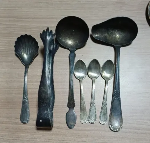 Conchas para molho + 3 colheres de café