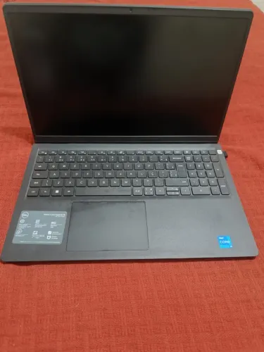 Notebook Dell Core i5-1135G7 8GB 256GB SSD Tela 15.6? Full HD Windows 11 Inspiron 15 3000