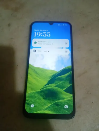 Tróco Poco C85 tem 256 gigas pégo outro celular com um pouco de volta pra mim