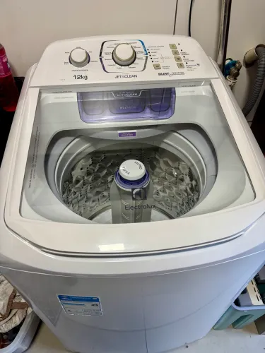 Máquina Lavar Roupa 12kg Electrolux