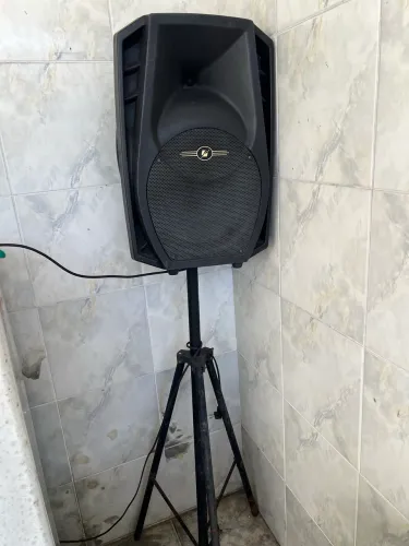 Vende-se coisas aleatórias