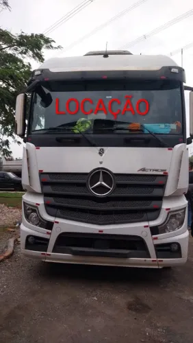 Locação de cavalo mecânico 6x2 e 6x4 Axor Actros