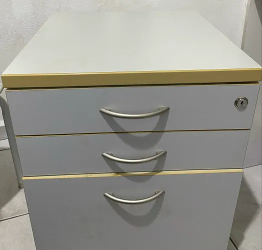 Vende-se 