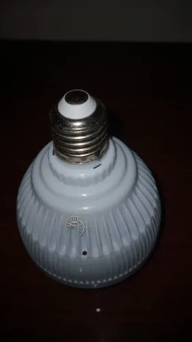 LÂMPADA BLUETOOTH