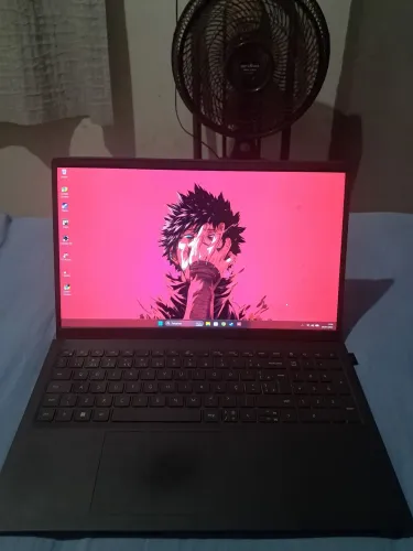 notebook Dell Inspiron 15 3520 rodando Windows 11