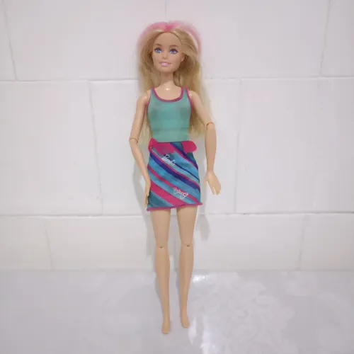 Boneca Barbie Cutie Reveal Mattel